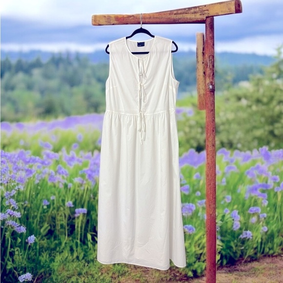 ASOS Poplin Tie Front White Maxi Dress. Size Large. Like new. - Picture 4 of 8